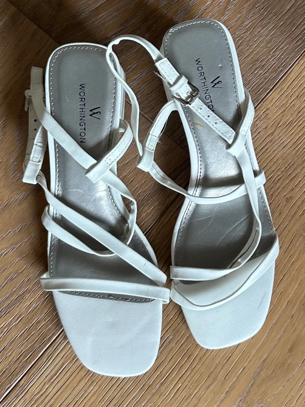 Worthington White Strappy Block Heel Sandals Size 6.5 Minimalist Heels